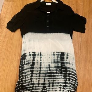 Tie dye tshirt dress with collar and buttons